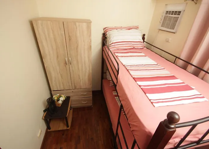 Spacious 3 Bedroom Furnished Near Bgc Manila
